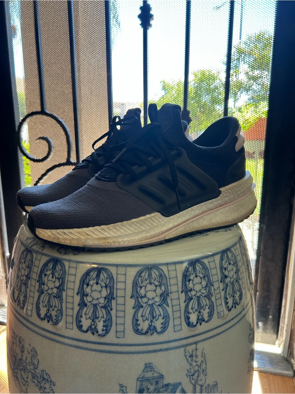 Adidas - Picture 3 of 5